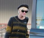 Ashlee Simpson et son fils Bronx Mowgli à Studio City, le samedi 19 novembre 2011.