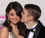 Justin Bieber et Selena Gomez le 20 novembre 2011 à Los Angeles pour les American Music Awards