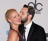 Katherine Heigl et Josh Kelley le 20 novembre 2011 aux American Music Awards de Los Angeles 