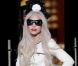 Lady Gaga : En mariée décalée ou en robe à la fente indécente, elle est divine