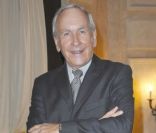 Patrice Laffont lors de la soirée de charité au profit de l'association Soleil d'Enfance, au Fouquet's à Paris le 29 novembre 2011