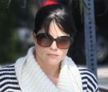 Selma Blair à Los Angeles, le 2 décembre 2011