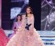 Delphine Wespiser apprend qu'elle est élue Miss France 2012, le samedi 3 décembre 2011.