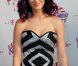 Katy Perry : brune incendiaire aux pointes rose. Pas question pour la star d'adopter un look trop conventionnel. 