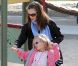 Jennifer Garner, enceinte, profite de ses filles Violet et Seraphina passent l'après-midi dans un parc de Santa Monicale 4 décembre 2011 