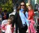 Jennifer Garner, enceinte, profite de ses filles Violet et Seraphina passent l'après-midi dans un parc de Santa Monicale 4 décembre 2011 