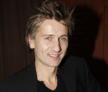 Stanislas Merhar à la célébration des 135 ans de French légèreté à la boutique Lancel des Champs-Elysées le 24 novembre 2011