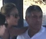 George Clooney profite de sa belle Stacy Keibler lors de leur week-end de Thanksgiving au Mexique à la fin du mois de novembre 2011