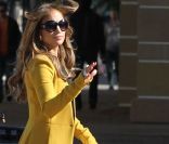 Jennifer Lopez à son arrivée à l'enregistrement de l'émission American Idol le 13décembre 2011