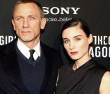 Daniel Craig et Rooney Mara présentent Millénium : Les hommes qui n'aimaient pas les femmes à Stockholm, en Suède, le 13 décembre 2011. 