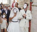 Emma De Caunes et Jamie Hewlett lors de leur mariage à Saint-Paul-De-Vence, le 10 septembre 2011