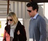 Ali Larter et son mari Hayes MacArthur complices à Los Angeles, le 27 décembre 2011