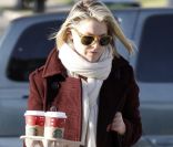 Ali Larter est allé chercher des cafés à Los Angeles, le 27 décembre 2011