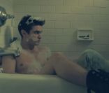 Parodie de  We found Love  par The Buried Life, décembre 2011.