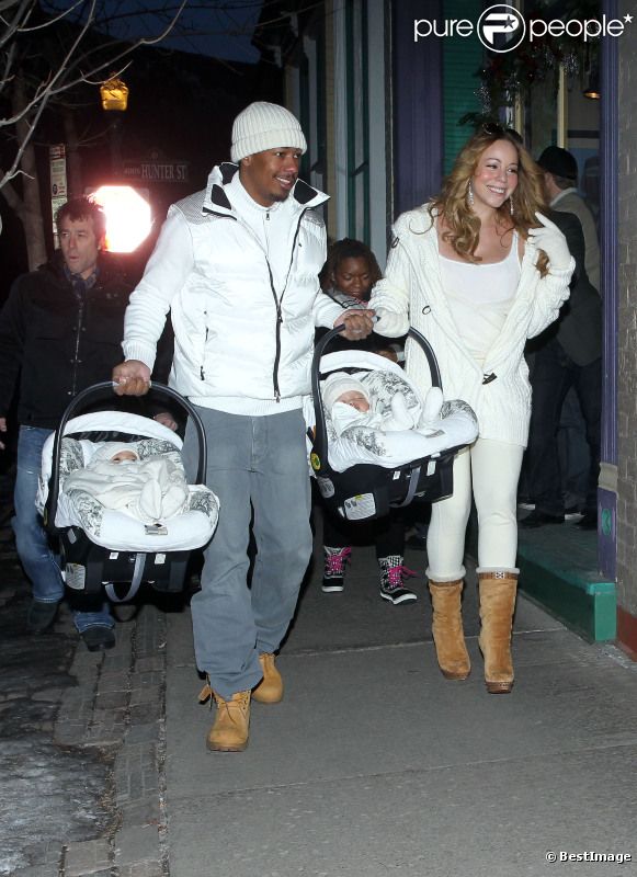 Mariah Carey, Nick Cannon et leurs jumeaux le 31 décembre 2011 à Aspen