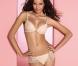 Herika Noronha prend la pose pour la lingerie Antinea