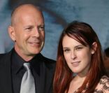 Bruce Willis et sa fille Rumer en 2009 à Hollywood<br />
