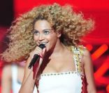 Beyoncé Knowles le 28 juin 2011 à Paris sur le plateau de X-Factor<br />