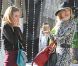 Sara Foster et AnnaLynne McCord sur le tournage de 90210 à Beverly Hills, le 9 janvier 2012