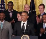 Barack Obama accueille les Dallas Mavericks à la Maison Blanche le 9 janvier 2012