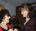 Judith Magre et Fanny Ardant lors de la générale de la pièce  Rose , à  La Pépinière Théâtre , le 10 janvier 2012.