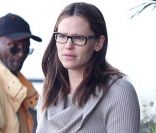 Jennifer Garner, très enceinte, fait des courses à Los Angeles, le 11 janvier 2012