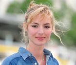 Louise Bourgoin le 31 mai 2010 lors de la présentation du film Sweet Valentine<br />