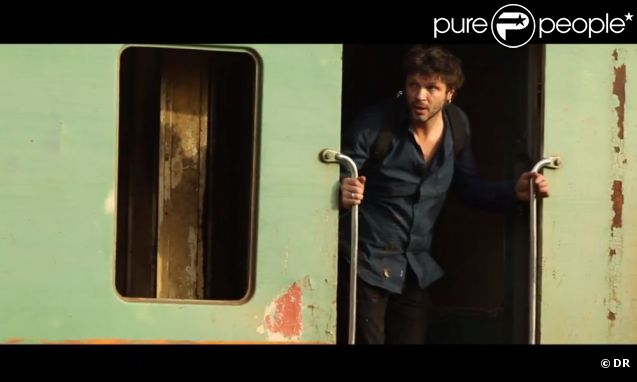 Bartand Cantat dans le clip  Oh Amadou  publié janvier 2012.