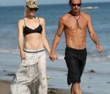 Gavin Rossdale et Gwen Stefani, deux gravures de mode sur une plage de Malibu, le 29 août 2011.