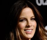 La sublime Kate Beckinsale assiste à la première du film  Underworld : Awakening  à Los Angeles, le 19 janvier 2012.