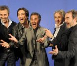 Tout le casting de La Vérité si je mens 3 dans les coulisses de Vivement Dimanche en janvier 2012