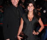 Stéphane Rousseau et sa compagne Reem Kherici sur le tapis rouge de la 13e édition des NRJ Music Awards, au palais des festivals de Cannes, le 28 janvier 2012.
