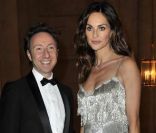  Stéphane Bern et Tasha de Vasconcelos lors de la soirée de gala au château de Versailles, au profit de l'association AVEC (Association pour la vie espoir contre le cancer), le 30 janvier 2012 