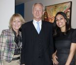 Gaby Bethge, son mari le président de Montblanc International Lutz Bethge et l'actrice Rosario Dawson célèbrent les dix ans de la fondation d'art à Hambourg, le 31 janvier 2012.