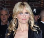Sarah Michelle Gellar, radieuse à l'entrée du Ed Sullivan Theater à New York, le 6 février 2012.