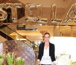 Stella McCartney présente son parfum L.I.L.Y. au Selfridges à Londres, le 8 février 2012.
