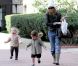 Sarah Jessica Parker : Balade fraîche avec ses jumelles enfin bien couvertes !