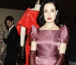 Défilé Zac Posen avec Dita Von Teese dans le cadre de la Fashion Week new-yorkaise