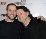 Fred Testot et Philippe Lellouche le 14 février 2012 à Paris pour l'avant-première des  Infidèles 