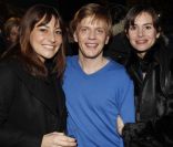Shirley Bousquet, Alex Lutz et Louise Monot lors des représentations exceptionnelles de février du spectacle <em>Formule enrichie avec encore plus de Lutz à l\'intérieur</em> aux Folies Bergère à Paris