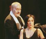 Michel Duchaussoy sur scène avec Elsa Zylberstein en janvier 1998