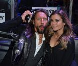 Clara Morgane embrasse Big Ali, Bob Sinclar fait le show : c'est le Mixmove
