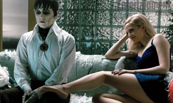 Johnny Depp et Eva Green dans Dark Shadows, en salles le 9 mai.