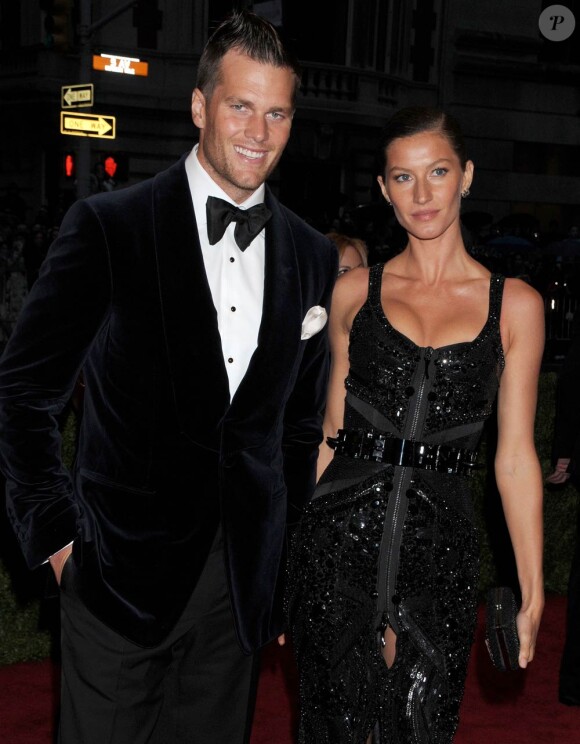 Gisele Bündchen et son époux Tom Brady assistent au Costume Institute Gala, à New York. 7 mai 2012