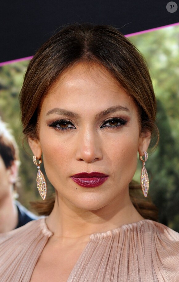 JLo à Los Angeles lors de l'avant-première de What To Expect When You're Expecting. Le 14 mai 2012.