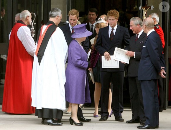 Action de grâces pour Lady Diana en 2007. A l'occasion du jubilé de diamant (60 ans de règne) de leur grand-mère la reine Elizabeth II, les princes William et Harry ont fait en 2012 quelques confidences très personnelles, pour des documents télévisés notamment.