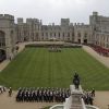 La reine Elizabeth II, avec son époux le duc d'Edimbourg, des membres de sa famille et ses invités de marque, assistait le 19 mai 2012 à Windsor à la grande parade des forces armées britanniques donnée en l'honneur de son jubilé de diamant.