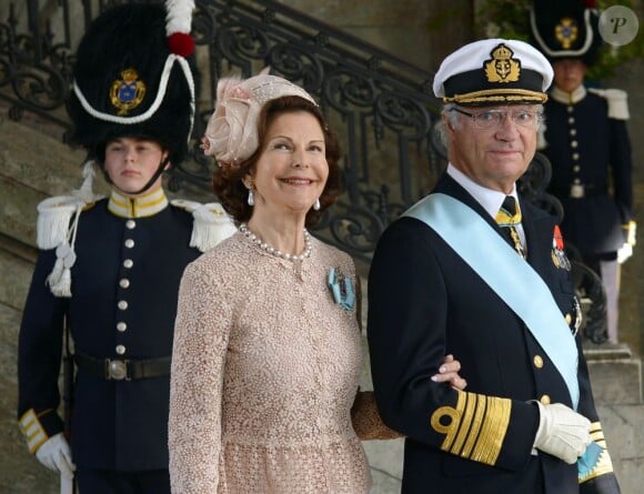 Le coupe royal de Suède. La princesse Estelle de Suède, fille de la princesse Victoria et du prince Daniel, a reçu le baptême le 22 mai 2012, à la veille de ses 3 mois, en la chapelle royale du palais Drottningholm, à Stockholm.