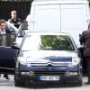 Nicolas Sarkozy et Carla Bruni quittent leur domicile du XVIe arrondissement, direction Marrakech, le 16 mai 2012.