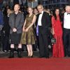 L'équipe du film La Part des anges de Ken Loach lors de la montée des marches au festival de Cannes le 22 mai 2012